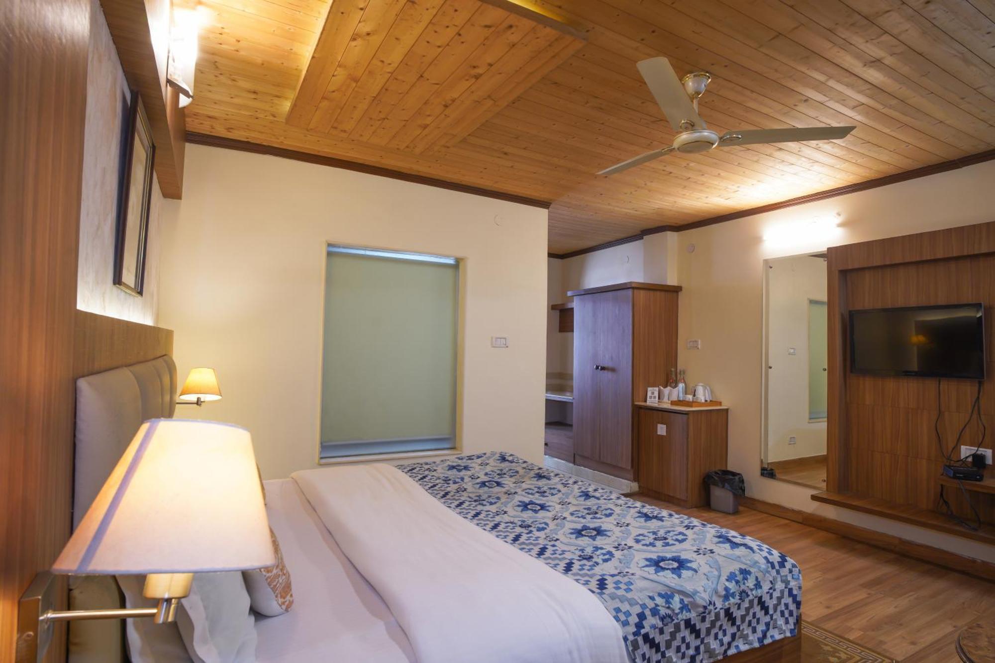 Vilasa Lall Ji Resort Dalhousie Exterior photo